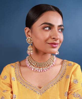 White & peach kundan necklace set 1