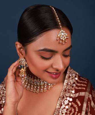 White & red kundan necklace set 3
