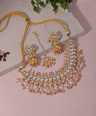 White & red kundan necklace set 4