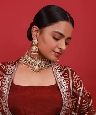 White kundan choker set 1