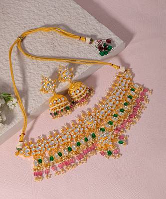 White kundan choker set 3