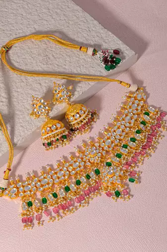 White kundan choker set