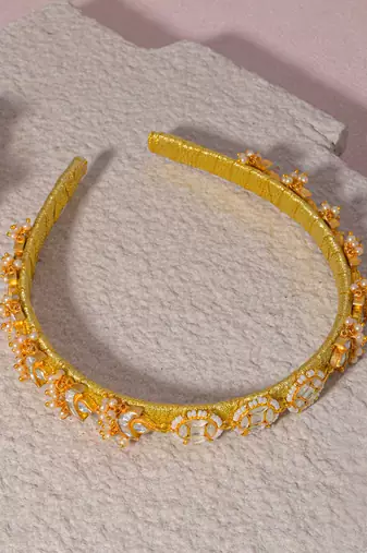 White & gold kundan hairband