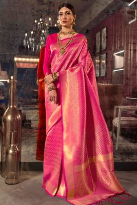 Magneta Pink Kandini Golden Zari Woven Kanjivaram Saree With Blouse 1