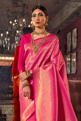 Magneta Pink Kandini Golden Zari Woven Kanjivaram Saree With Blouse 2