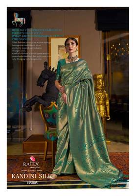 Green Kandini Golden Zari Woven Kanjivaram Saree With Blouse 2