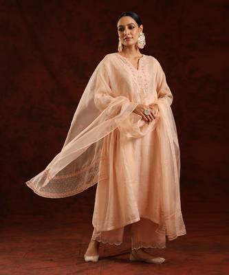 Pink chanderi tissue kurta set 1