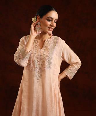 Pink chanderi tissue kurta set 3
