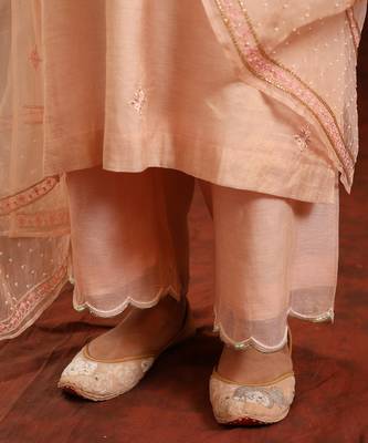 Blush pink chanderi tissue kurta set 5