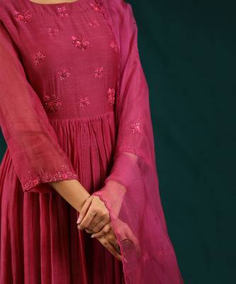 Wine soft chanderi kurta set 4