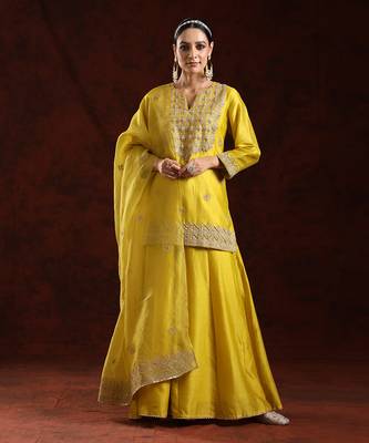 Grenish mustard chanderi silk kurta set 1