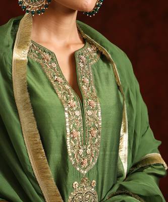 Green chanderi silk kurta set 4