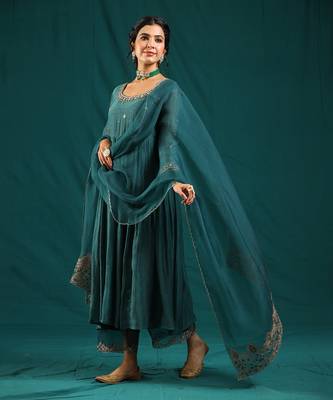 Rama green soft chanderi kurta set 3