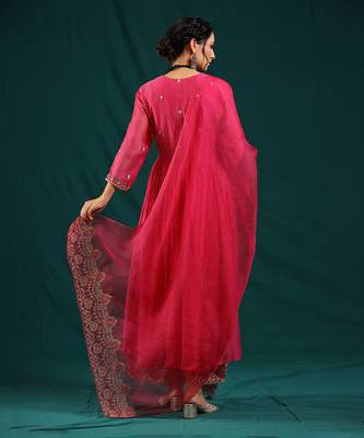 Fuschia pink soft chanderi kurta set 2