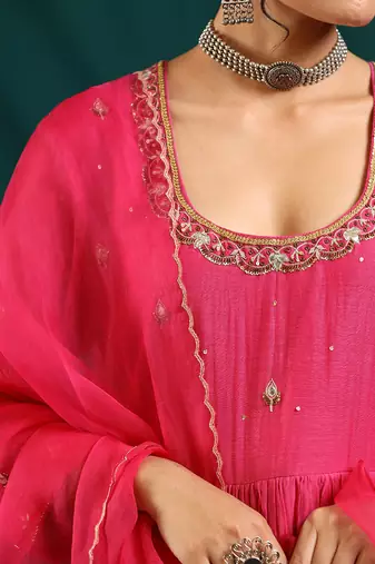 Fuschia pink soft chanderi kurta set