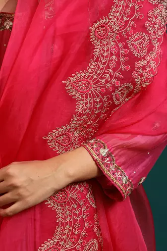 Fuschia pink soft chanderi kurta set