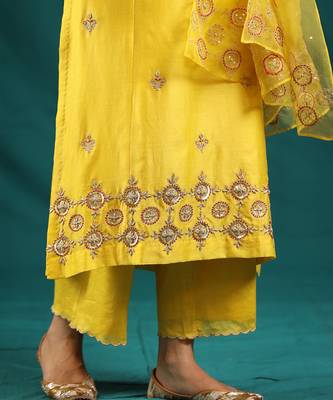 Mustard chanderi silk kurta set 5