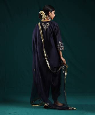 Navy blue chanderi silk kurta set 2