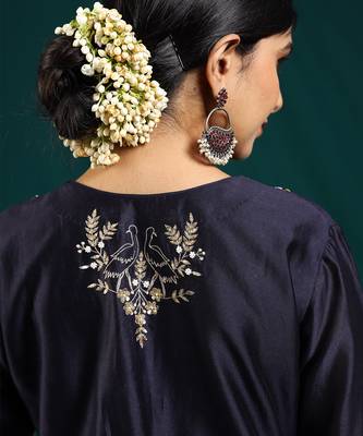 Navy blue chanderi silk kurta set 4