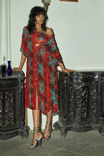 Red crepe silk kaftan