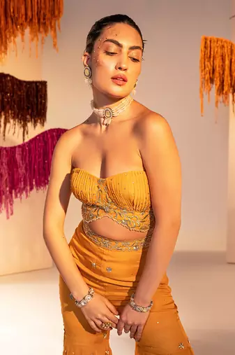Yellow ghararar set