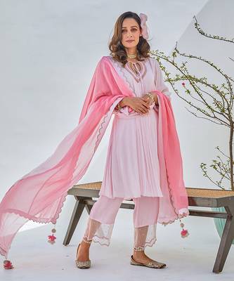 Seenu pink kurta set 1