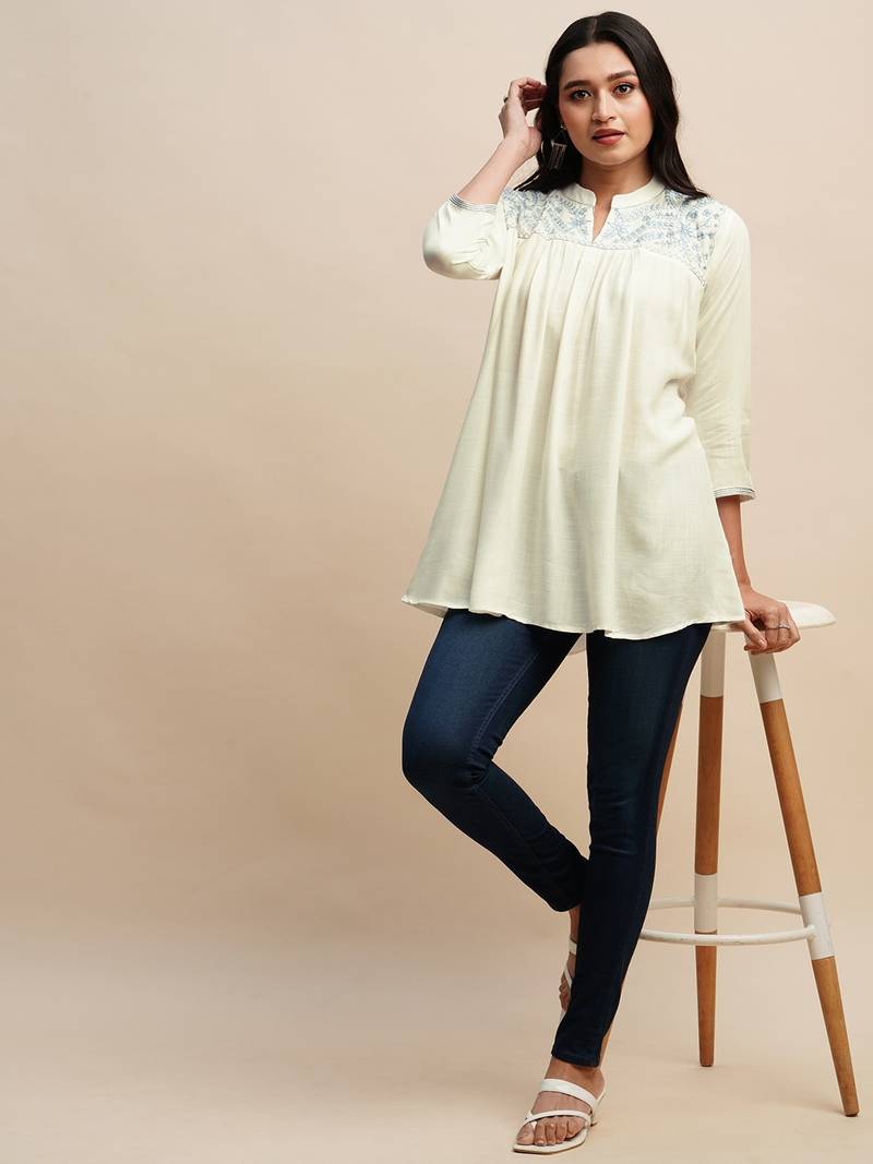White Colour Short Casual Embroidered Kurti For Office Look