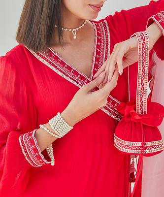 Kavita red kurta set 3