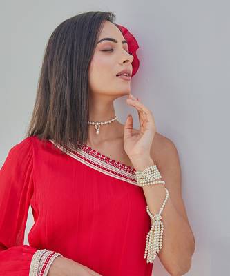 Sarita red kurta set 2