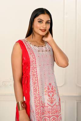 Red Colour Ethnic Kurti With Jacket For Girlish Looks 3