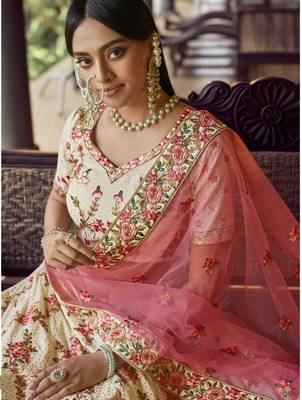 OFF WHITE SEQUINCE SWAROVSKI & RESHAM EMBROIDERED GEORGETTE FESTIVE BRIDAL WEDDING & PARTY WEAR SEMI STITCHED LEHENGA 2