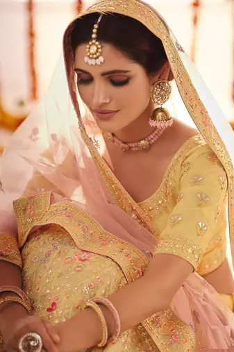 YELLOW GOTA ZARKAN & THREAD EMBROIDERED ORGANZA FESTIVE BRIDAL WEDDING & PARTY WEAR SEMI STITCHED LEHENGA