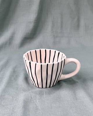 Harmony in Contrast: Hand-Painted Black Vertical Lines on Ivory-White Ceramic Mug, Inside and Out 2