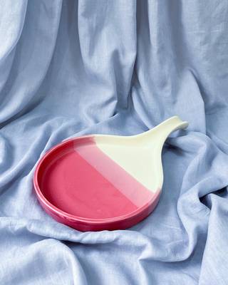 Tricolor Delight: Matte White, Pink, and Dark Pink Serving Baking Pizza Tray 3