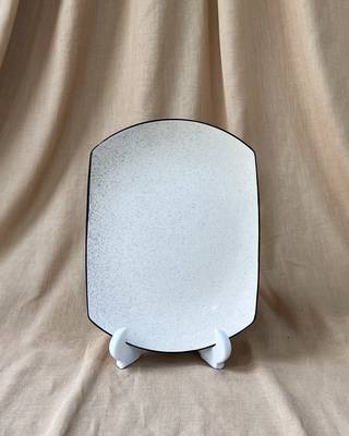 Effortless Elegance: Elongated Matt Ivory White Serving Tray with Unique Black Speckles and Rim 1