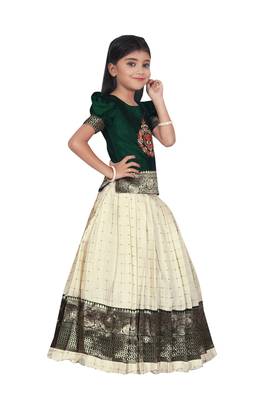 EVERWILLOW Kids Green New south Indian traditional pattu pavadai Jacquard Lehenga choli for girls dress 2