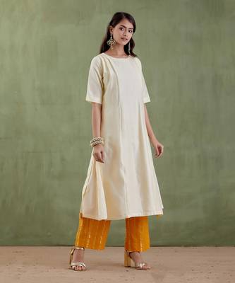 Ecru & yellow suniti devi kurta set 4