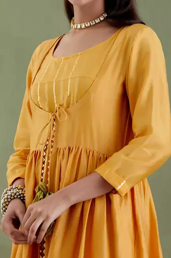 Yellow padmavati kurta set