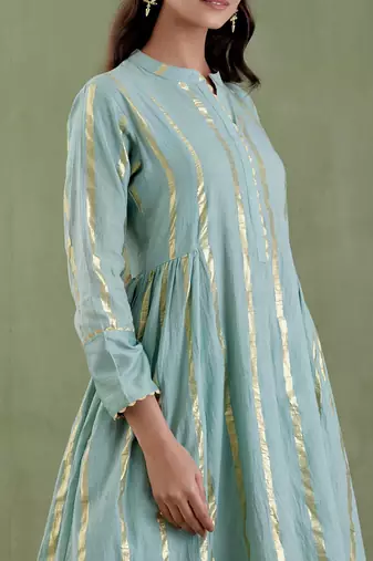 Aqua akka devi kurta set
