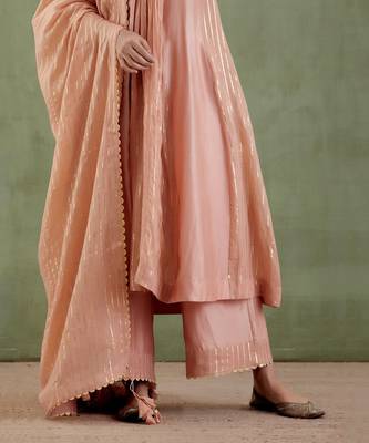 Beige Samyukta Kurta Set 5