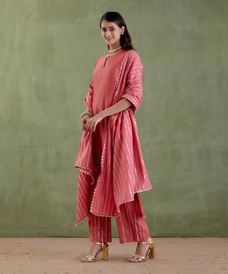Red durgavati kurta set 2