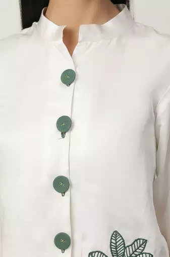 Ivory dottie shirt