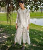 Applique Top With Gusset In Linen