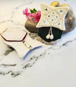 SHADES velvet green brooch/button with embellishments