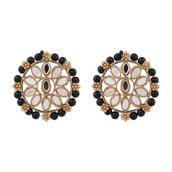 Zaffrecollections stylish mirror and black pearl choker set with maang tikka for women and girls 4