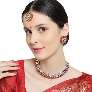 Zaffrecollections stylish mirror and red pearl choker set with maang tikka for women and girls 2