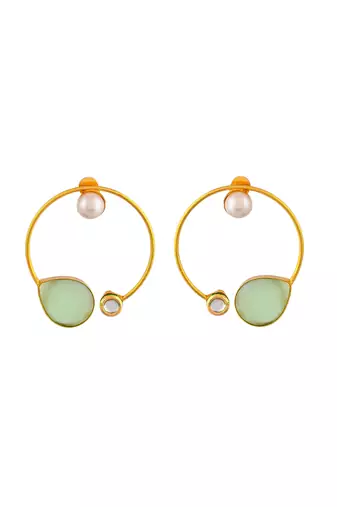 Circular hoop earrings