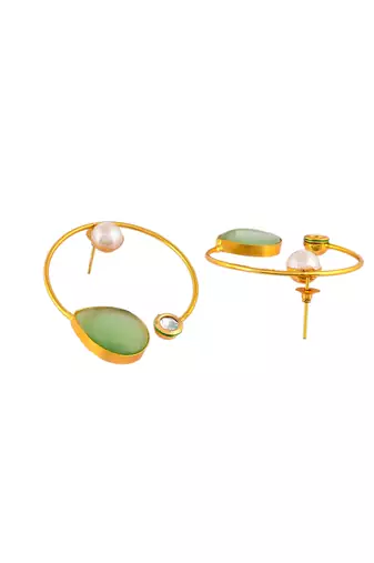 Circular hoop earrings