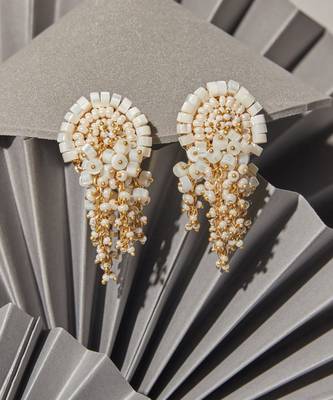 Lorvana white studs 2