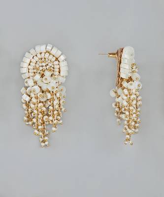 Lorvana white studs 4